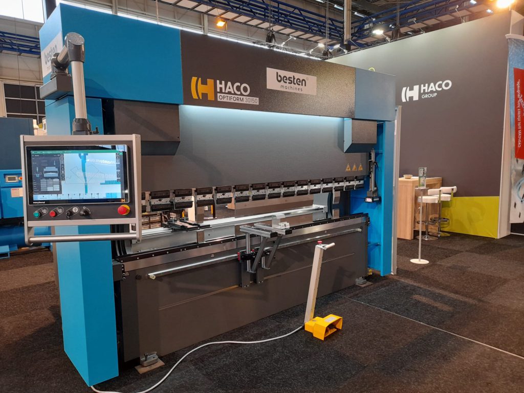 HACO OptiForm Abkantpresse Vorderansicht